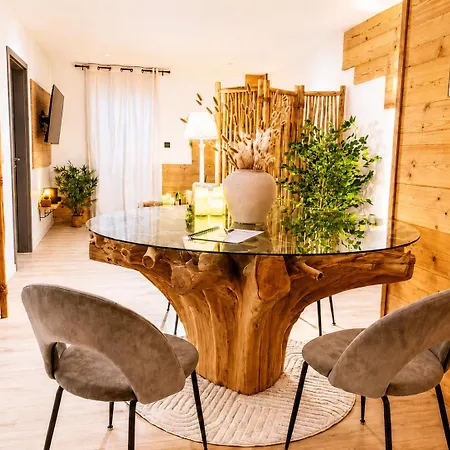 Romantique Avec Sauna Privatif, Balneo Et Piece Secrete- -vosges Raon-lʼÉtape