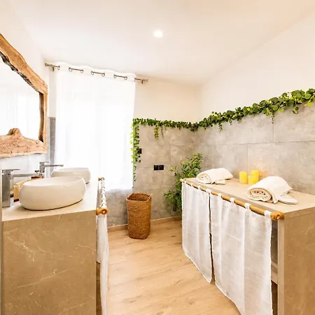 Romantique Avec Sauna Privatif, Balneo Et Piece Secrete- -vosges