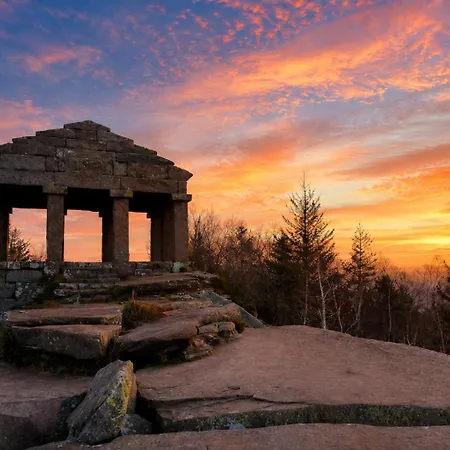 Romantique Avec Sauna Privatif, Balneo Et Piece Secrete- -vosges *